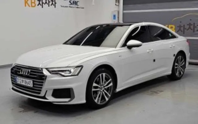 아우디 A6 (C8) 45 TFSI 콰트로 프리미엄 2022/06 64,837km 매물 사진