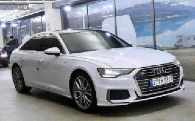 아우디 A6 (C8) 45 TDI 콰트로 프리미엄 2023/01 81,624km 매물 사진